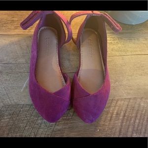 Dressy flats. Toddler size 7.
